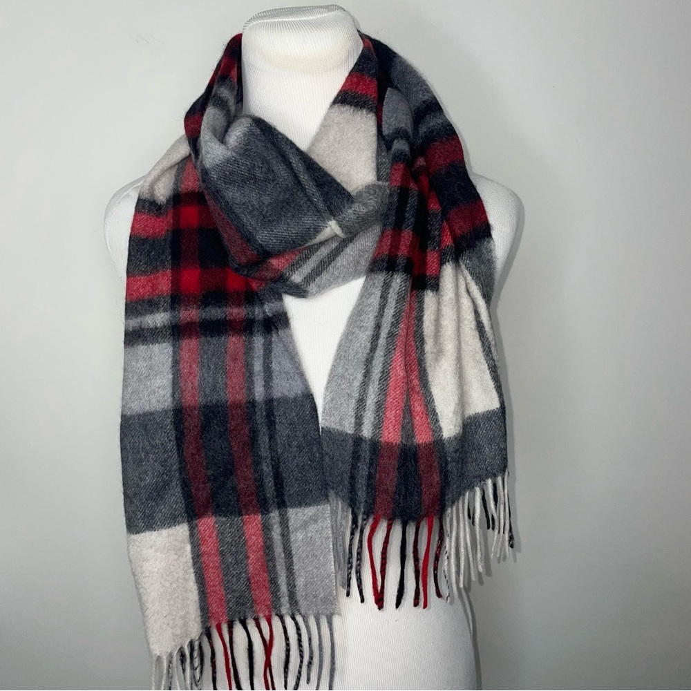 Belle France 100% Cashmere Scarf Gray Black Red Plaid Fringe